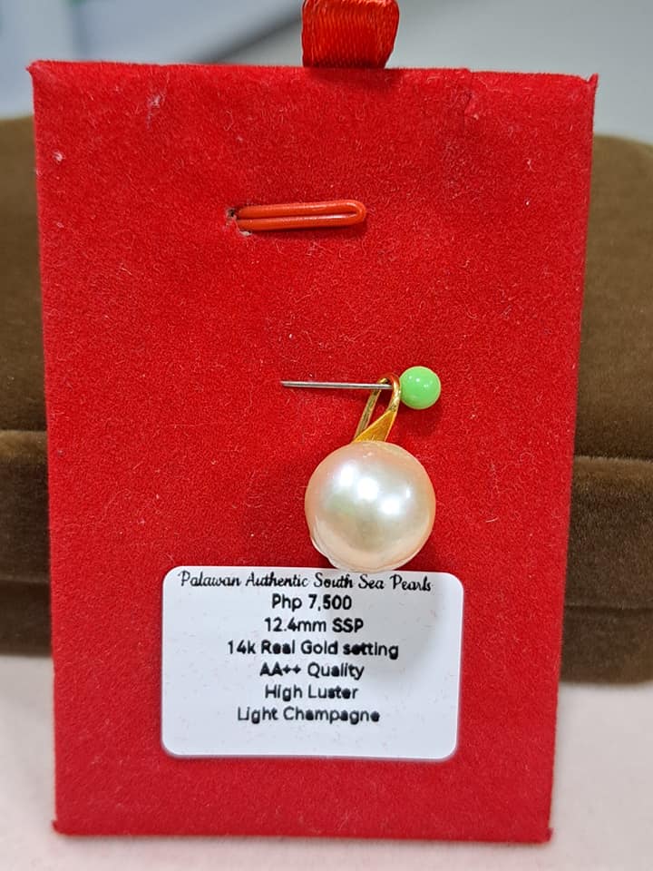 12.4mm Light Champagne South Sea Pearls Pendant