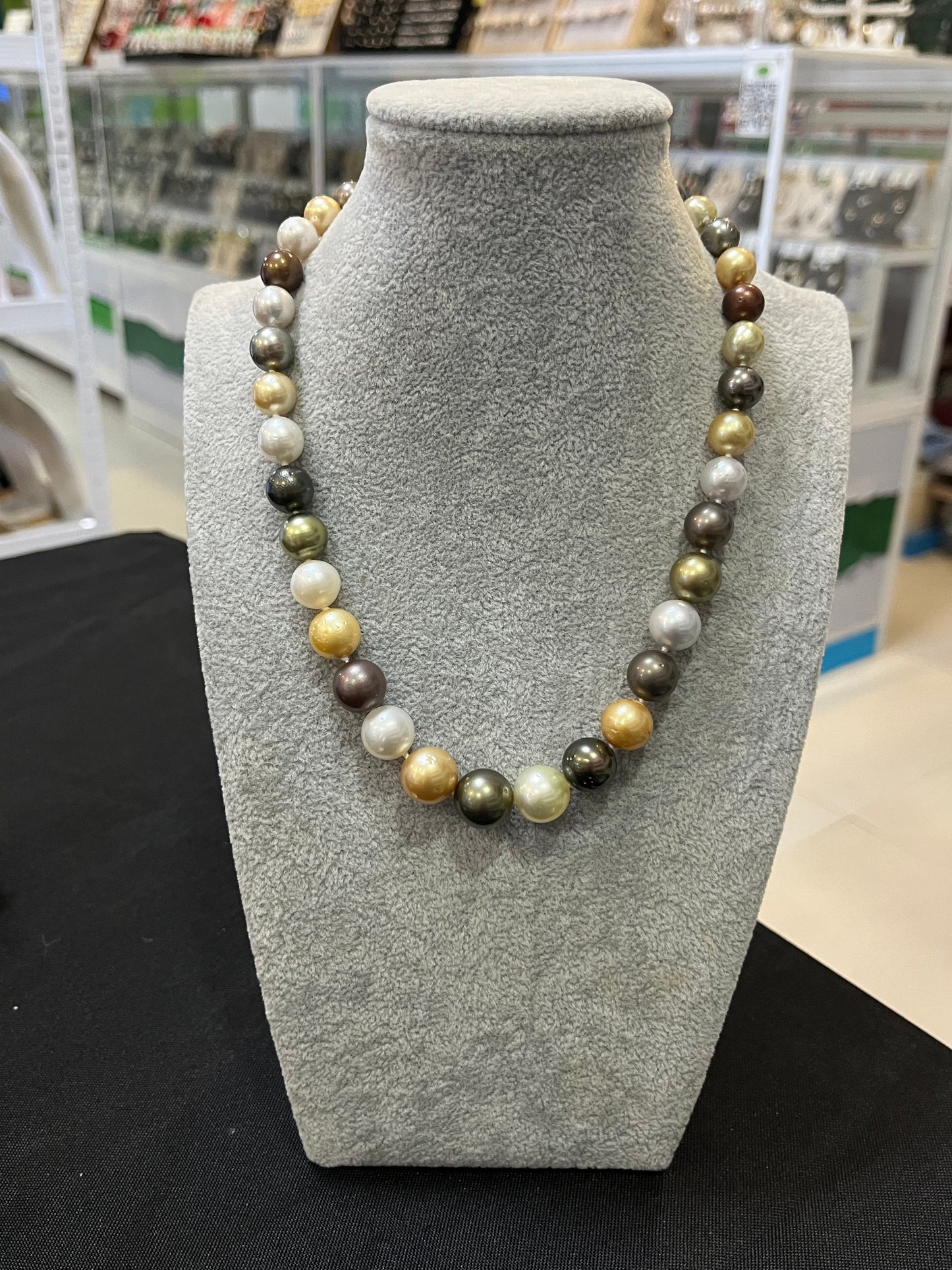 New Arrival! 8.3mm to 13.5mm Authentic Multi Color South Sea Pearl Choker Necklace