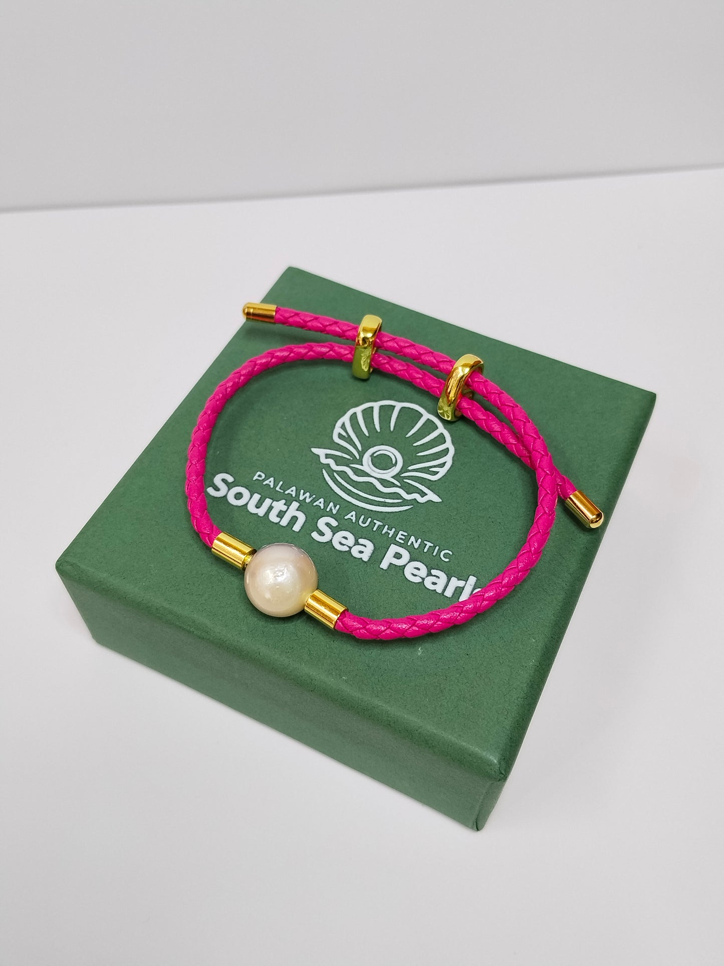 11.2mm Palawan Authentic Bluish Color South Sea Pearl Bracelet in Leather Settings