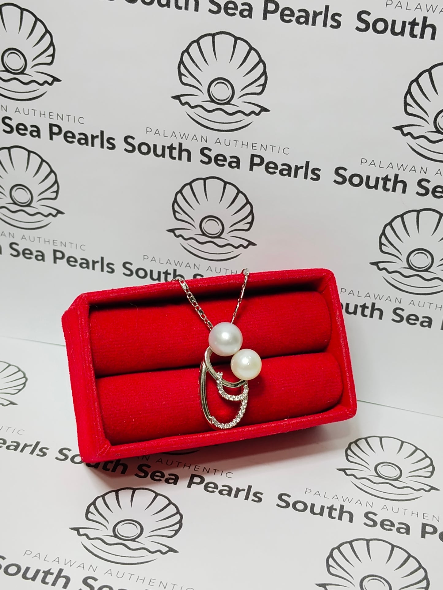 New Arrival! 8 to 8.8mm Authentic White and Silvery Color South Sea Pearls Pendant in 5 Micron Plated Settings