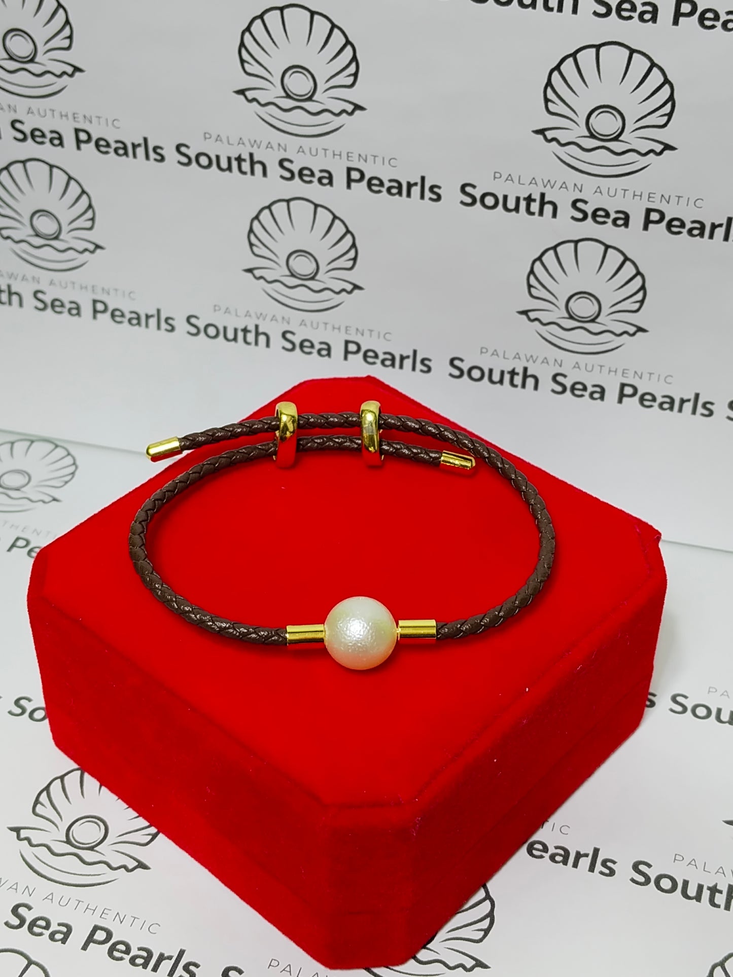 New Arrival! Authentic South Sea Pearl Bracelet in Leather Setting