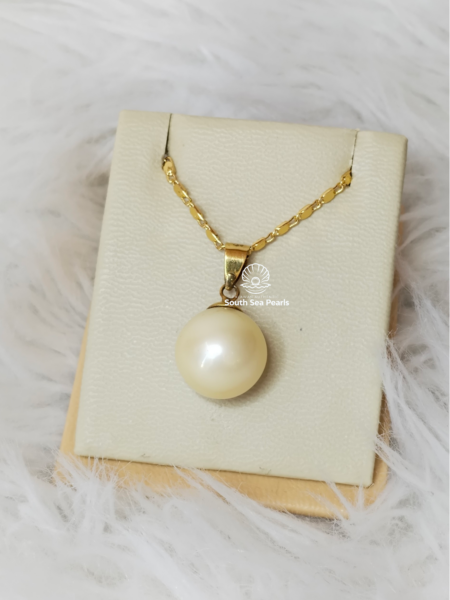 13.7mm Palawan Authentic Creamy Champagne Color South Sea Pearl Pendant in 14k Real Gold Settings