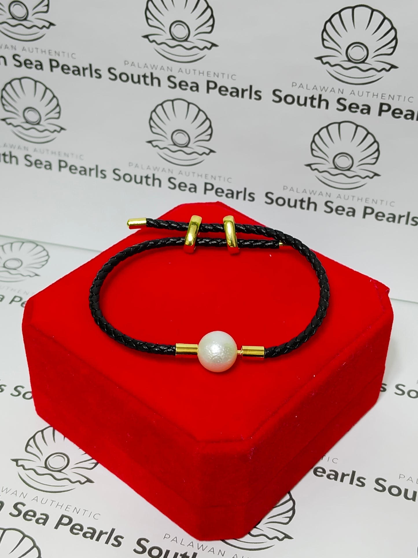 New Arrival! Authentic South Sea Pearl Bracelet in Leather Setting