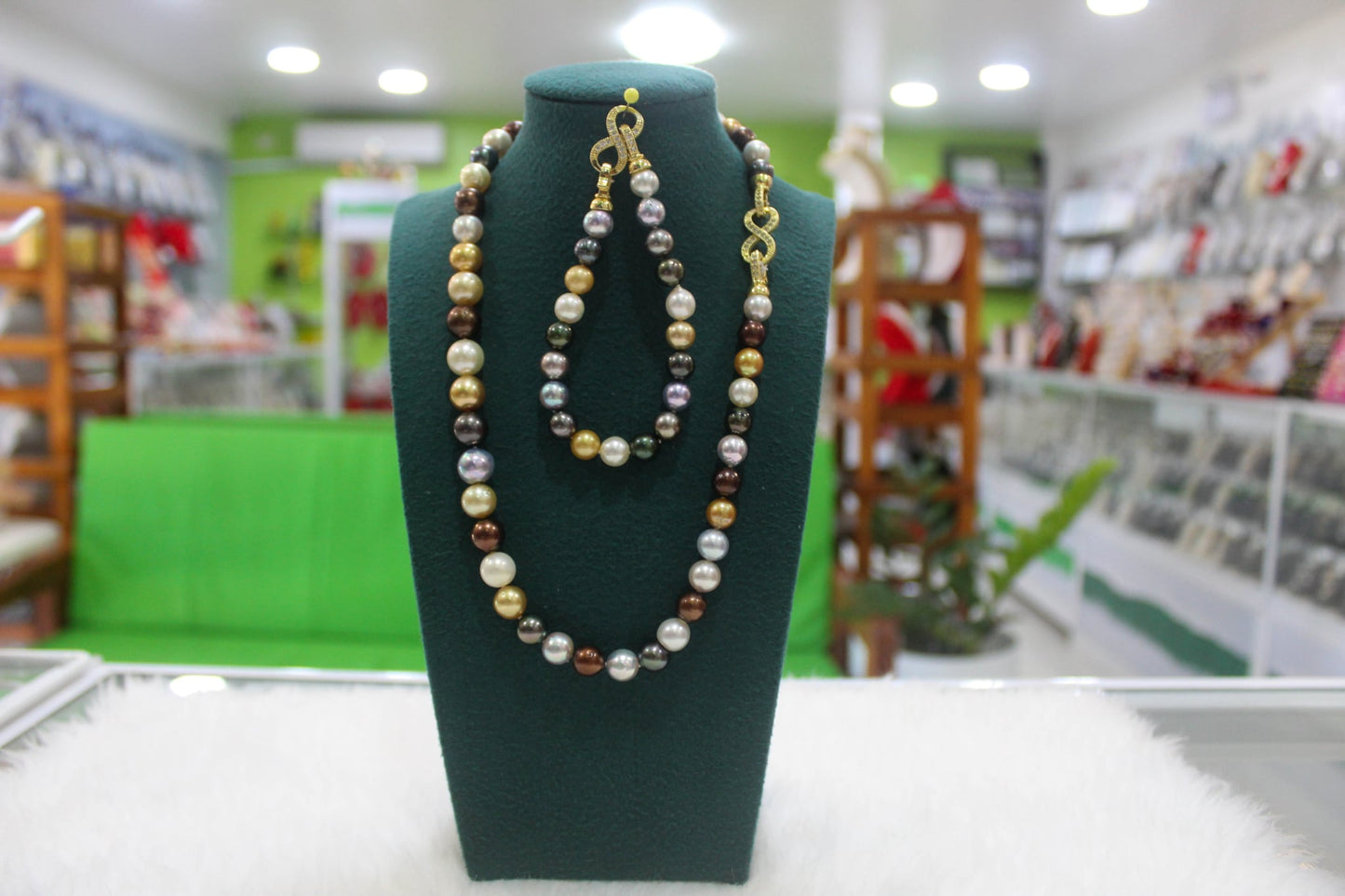 New Arrival! 8mm to 10.2mm Authentic Multi-Color South Sea Pearls Choker Necklace with Bracelet in 5 Microns Settings