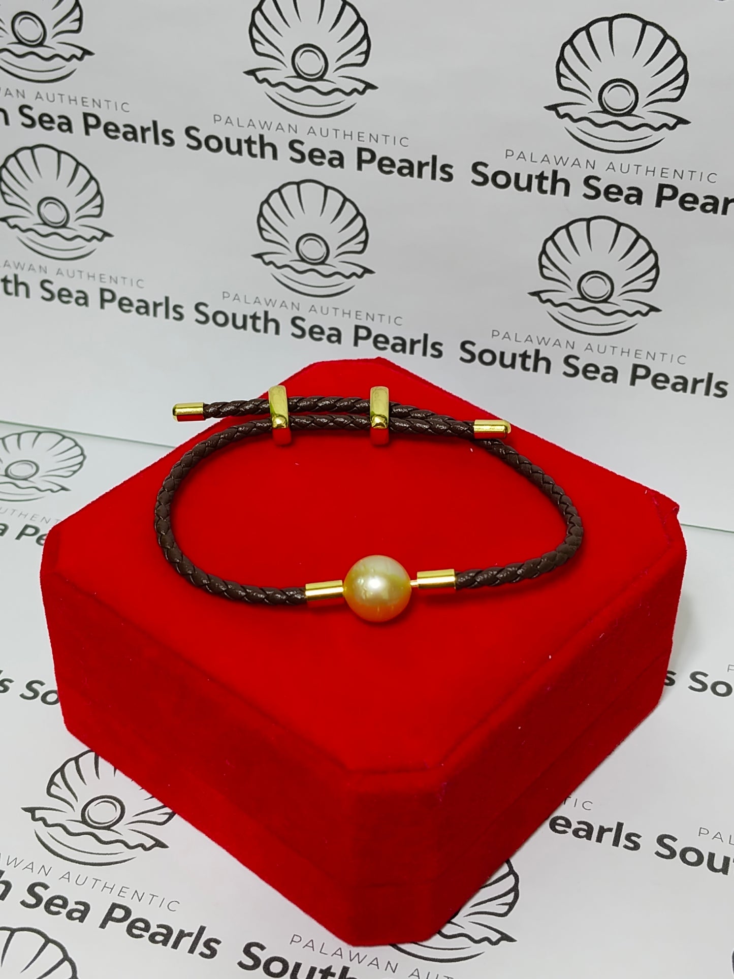 New Arrival! Authentic South Sea Pearl Bracelet in Leather Setting