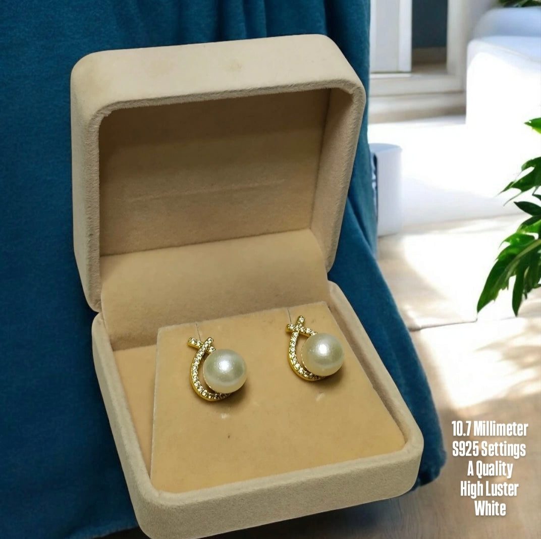 New Arrival! 10.7mm Authentic White South Sea Pearl Earring in 5 Micron Settings