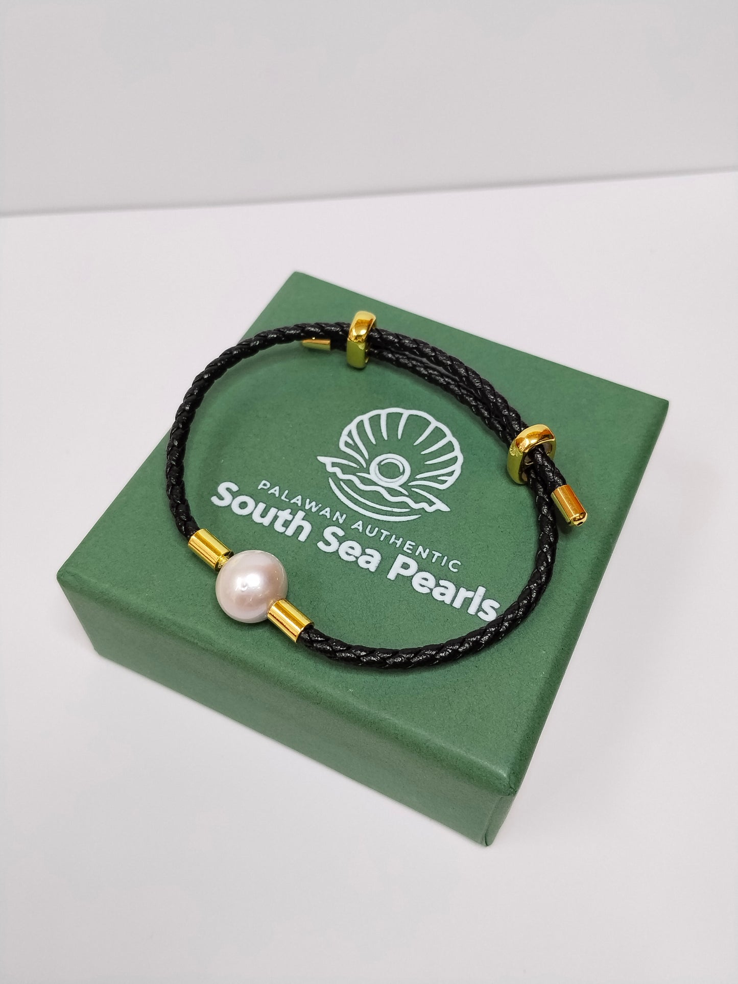 11.2mm Palawan Authentic Bluish Color South Sea Pearl Bracelet in Leather Settings