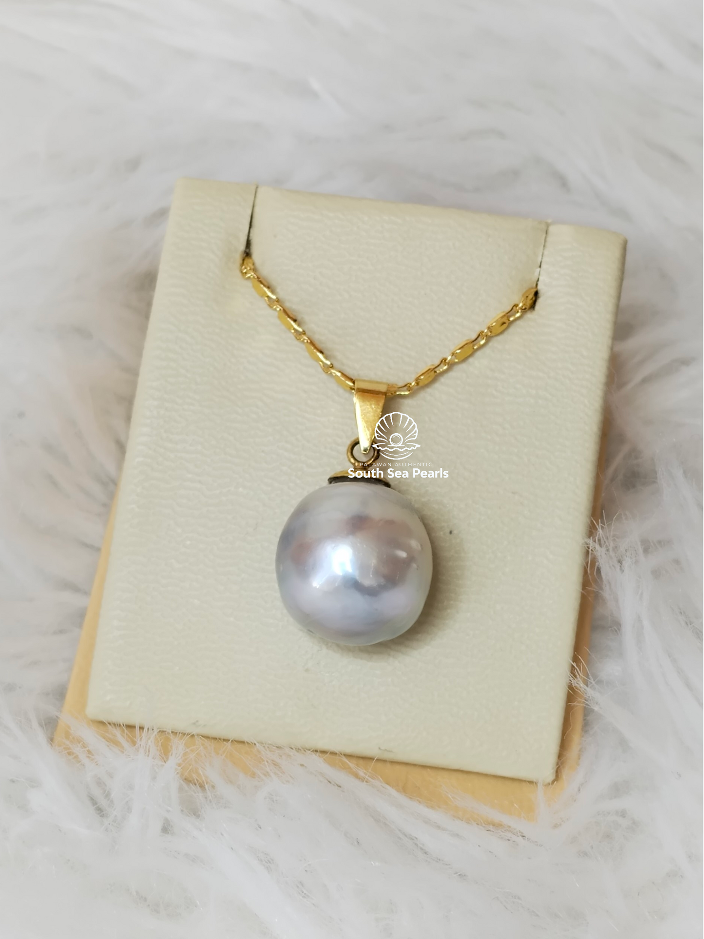 15mm Palawan Authentic Silver White Color South Sea Pearl Pendant in 14k Real Gold Settings