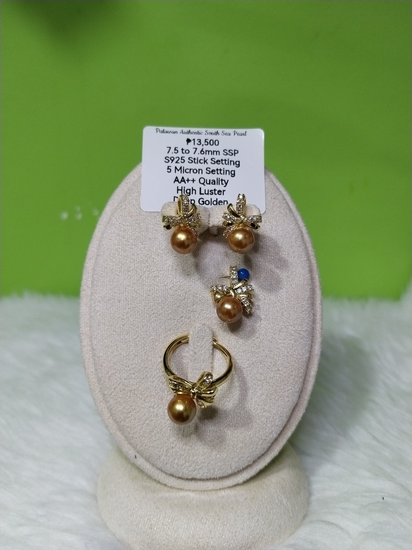 7.5 to 7.6mm Authentic Deep Golden Color South Sea Pearl Set in 5 Micron Settings