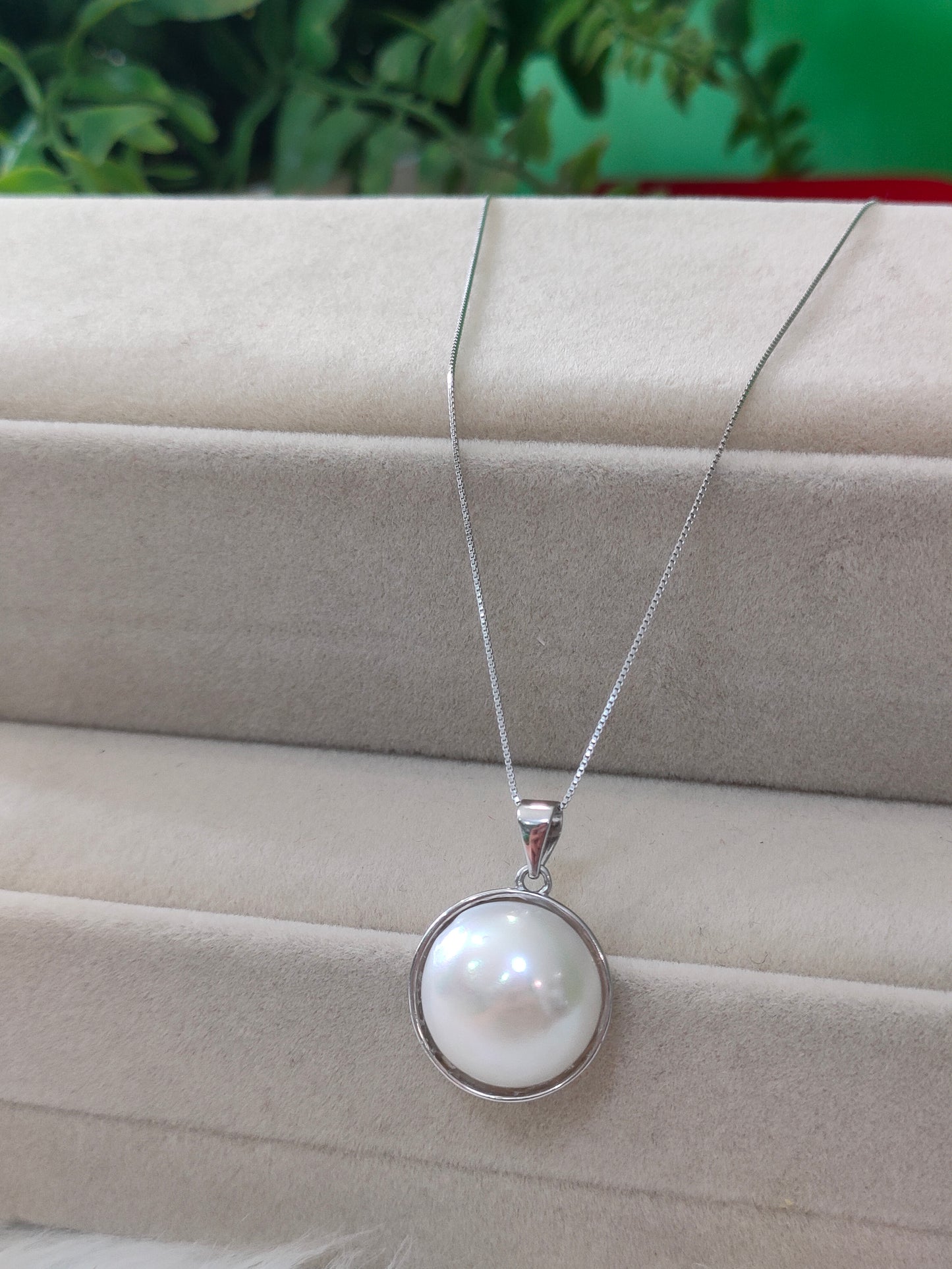 Mabe Pearl White in S925 Settings
