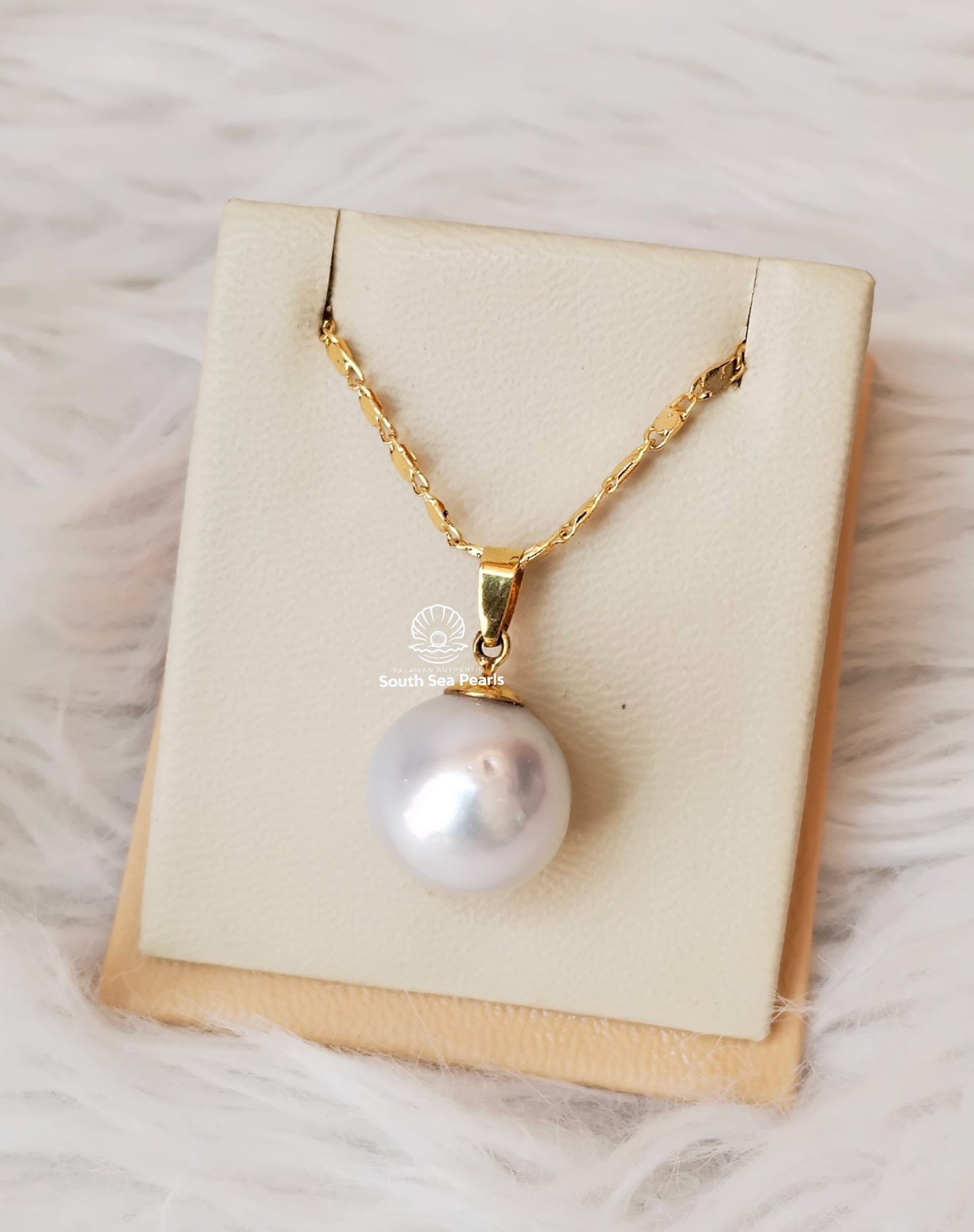 14mm Palawan Authentic Silver White Color South Sea Pearl Pendant in 14k Real Gold Settings