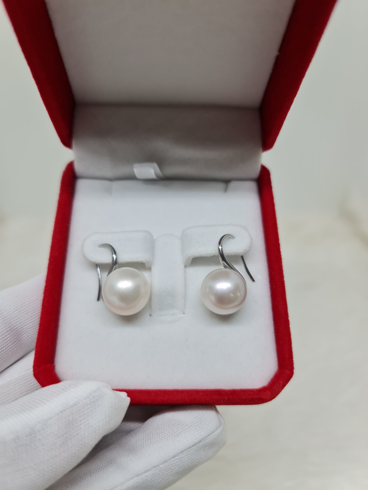 13.4mm - 13.6mm White South Sea Pearls Earrings 925 Silver