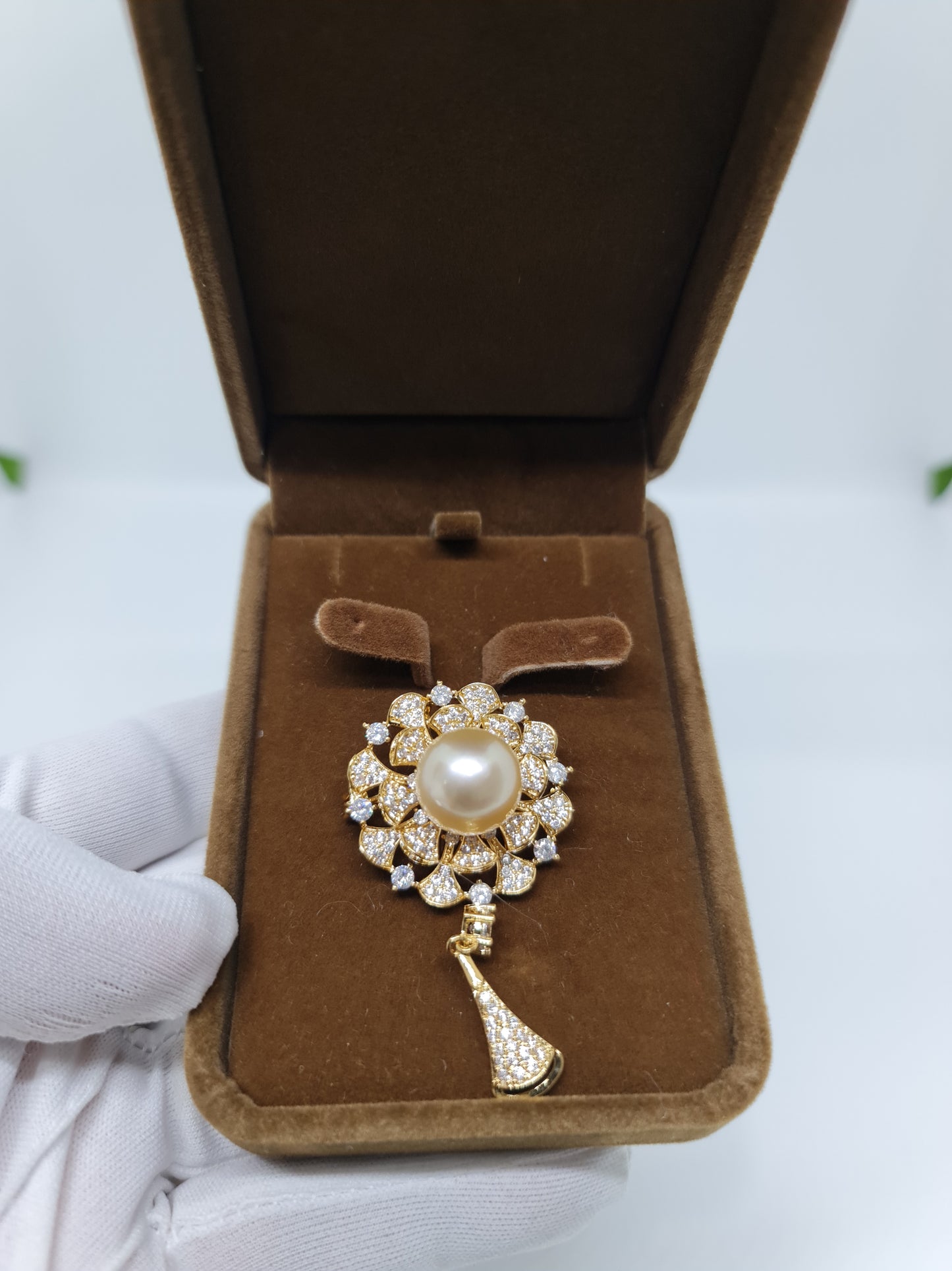 14mm Champagne South Sea Pearls Brooch Pendant Plated