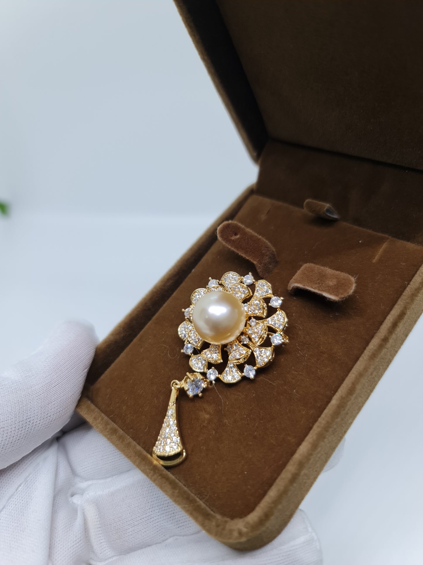 14mm Champagne South Sea Pearls Brooch Pendant Plated