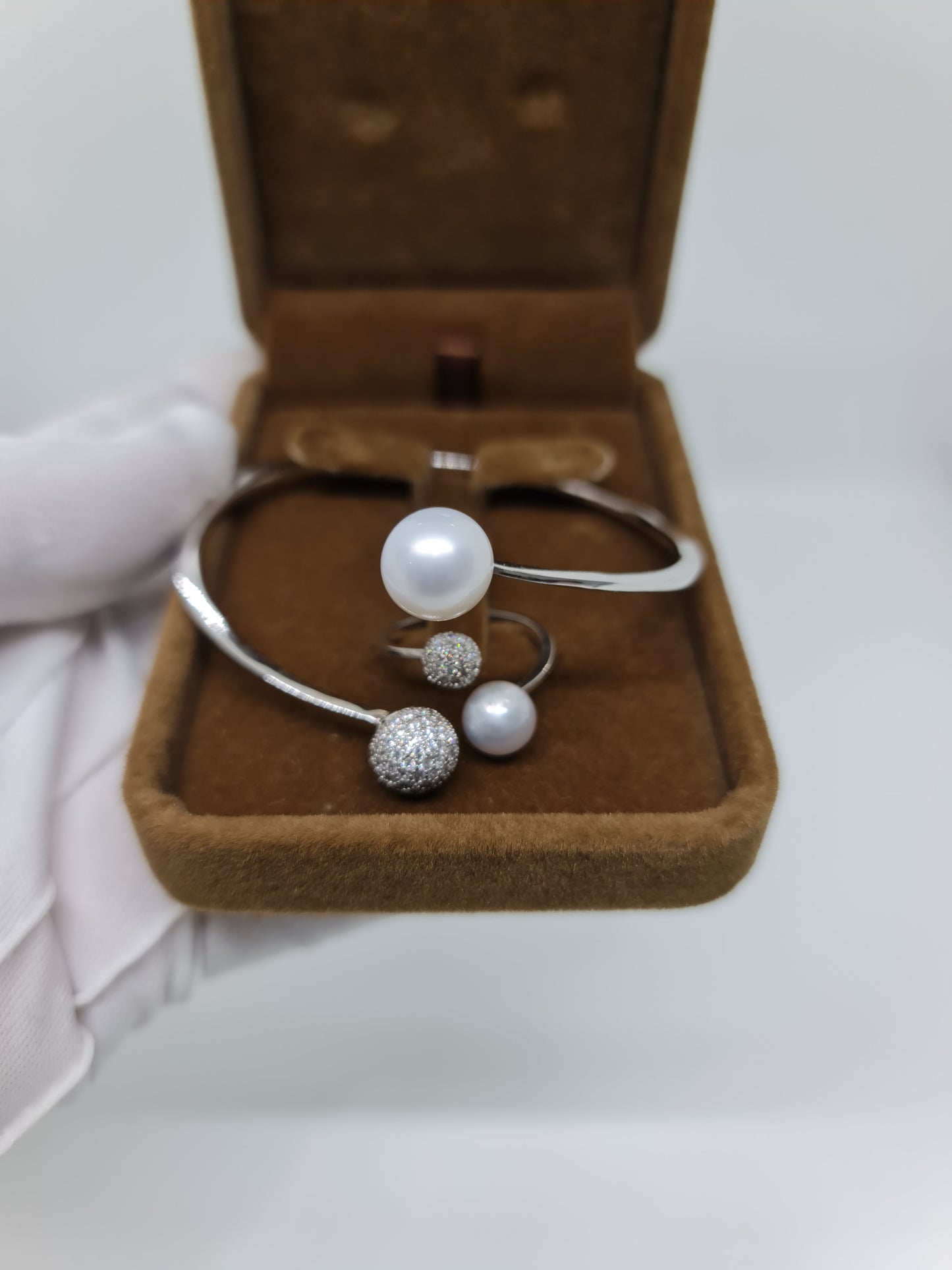 8.5mm Bluish White South Sea Pearls Bangle Plated