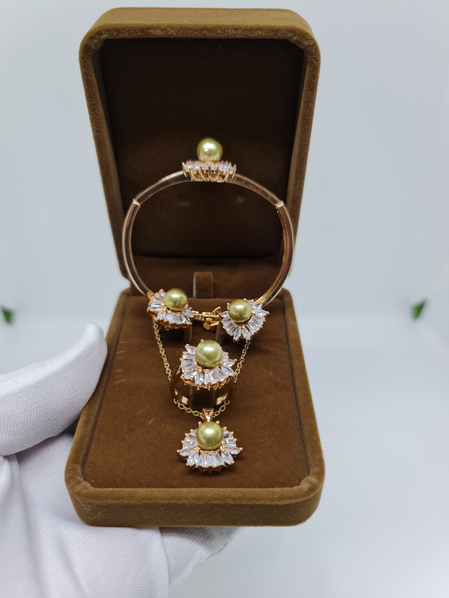 7.8mm - 8.8mm Avocado Green South Sea Pearls Set 4in1 Plated