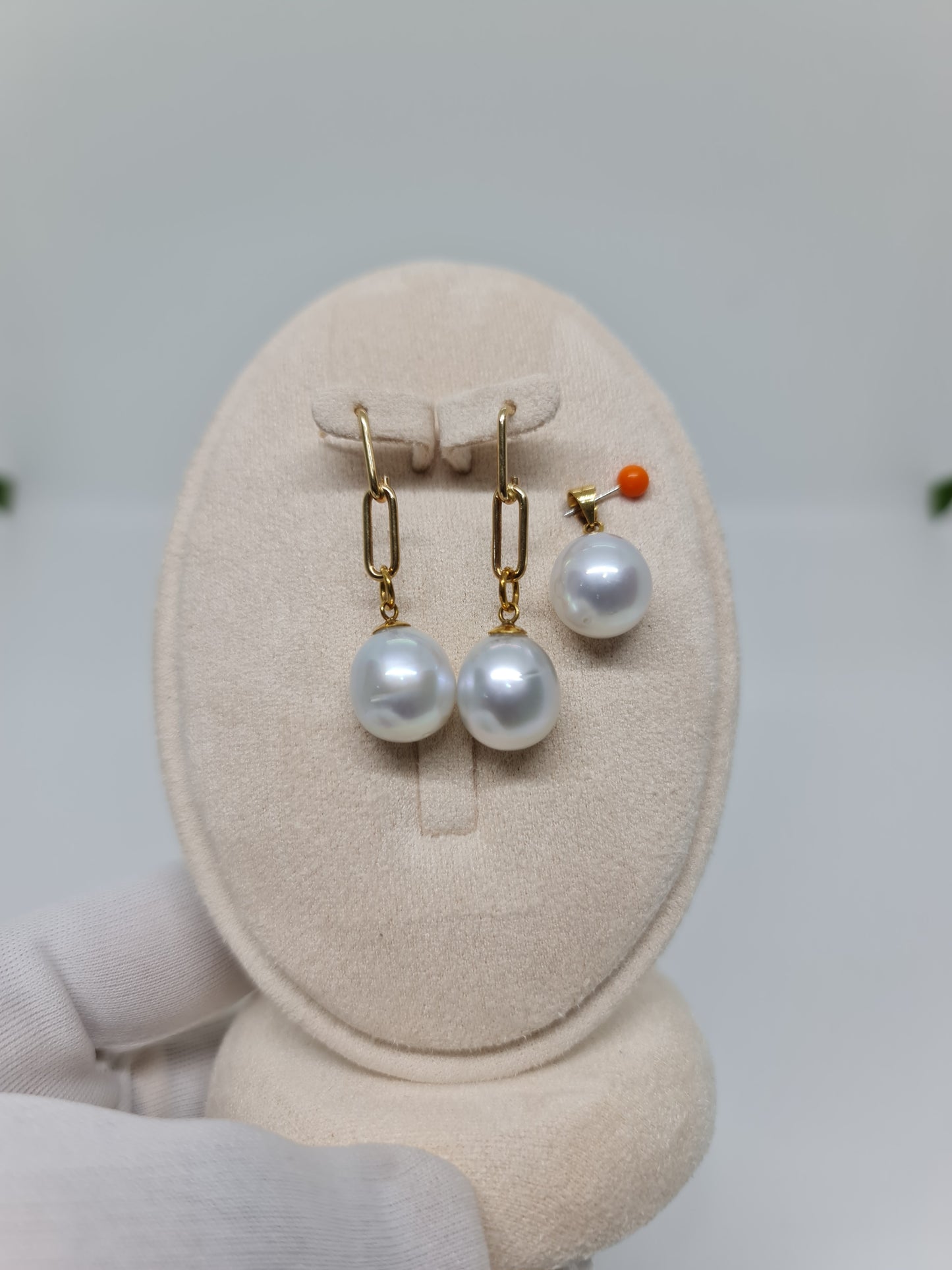 12.5mm Authentic Silver White South Sea Pearls Set in 14K Gold