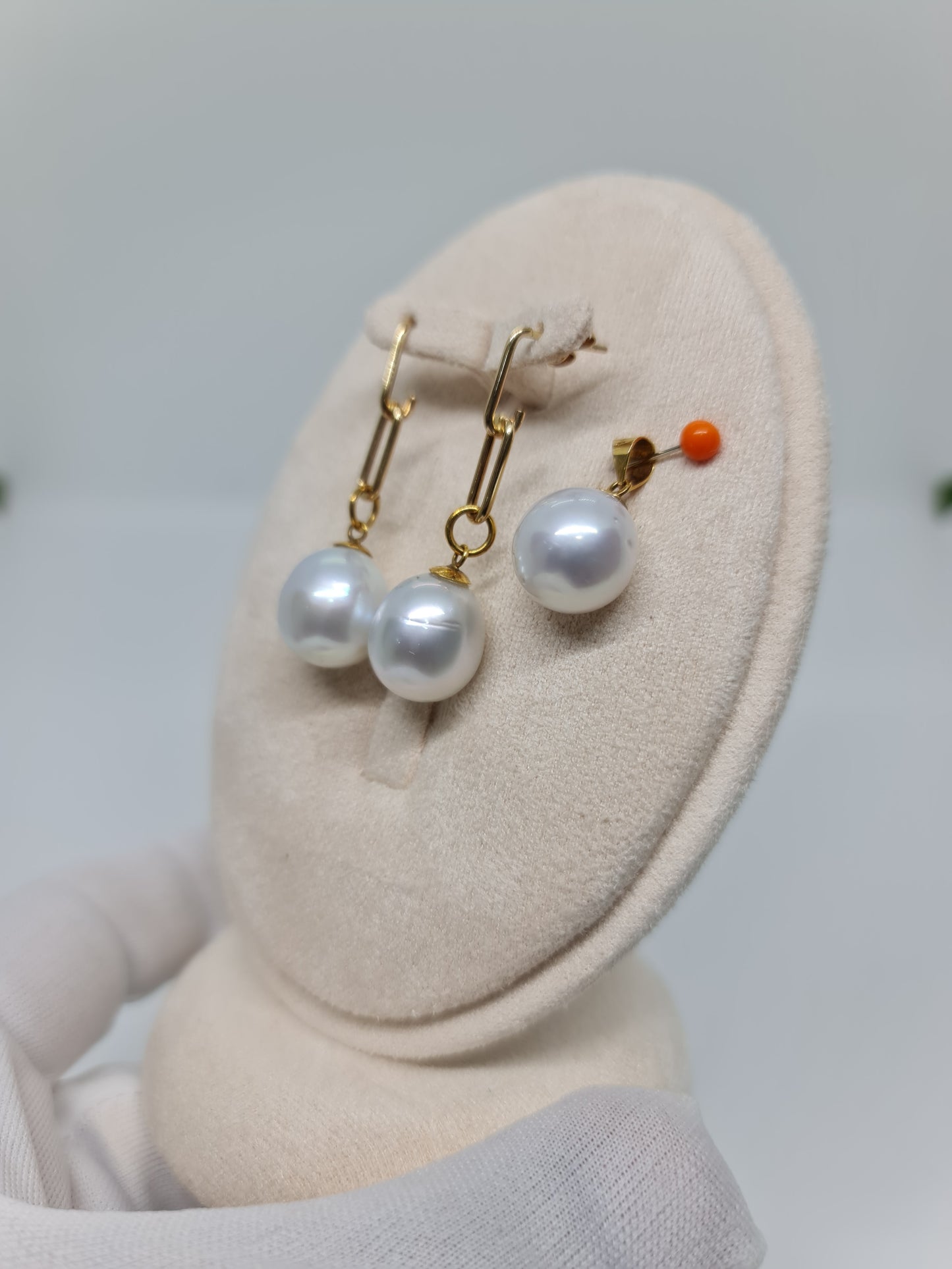 12.5mm Authentic Silver White South Sea Pearls Set in 14K Gold