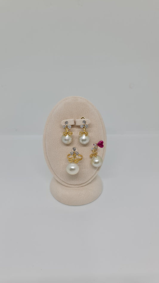 13.5mm to 14mm Creamy South Sea Pearls Set 3in1 14k Gold with Diamond