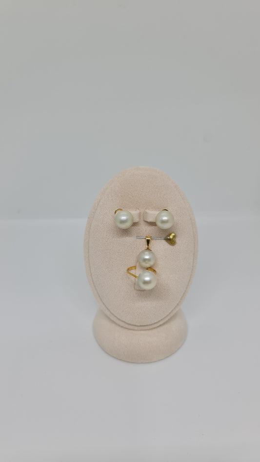 11.5mm to 11.6mm Creamy South Sea Pearls Set 14K Gold