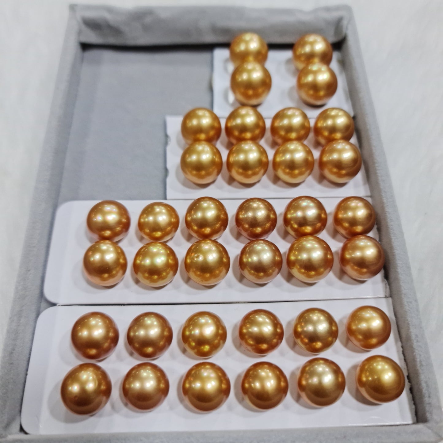 Loose Golden South Sea Pearls