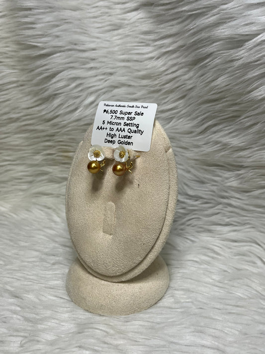 New Arrival! 7.7mm Authentic Deep Golden Color South Sea Pearl Earring in 5 Micron Setting