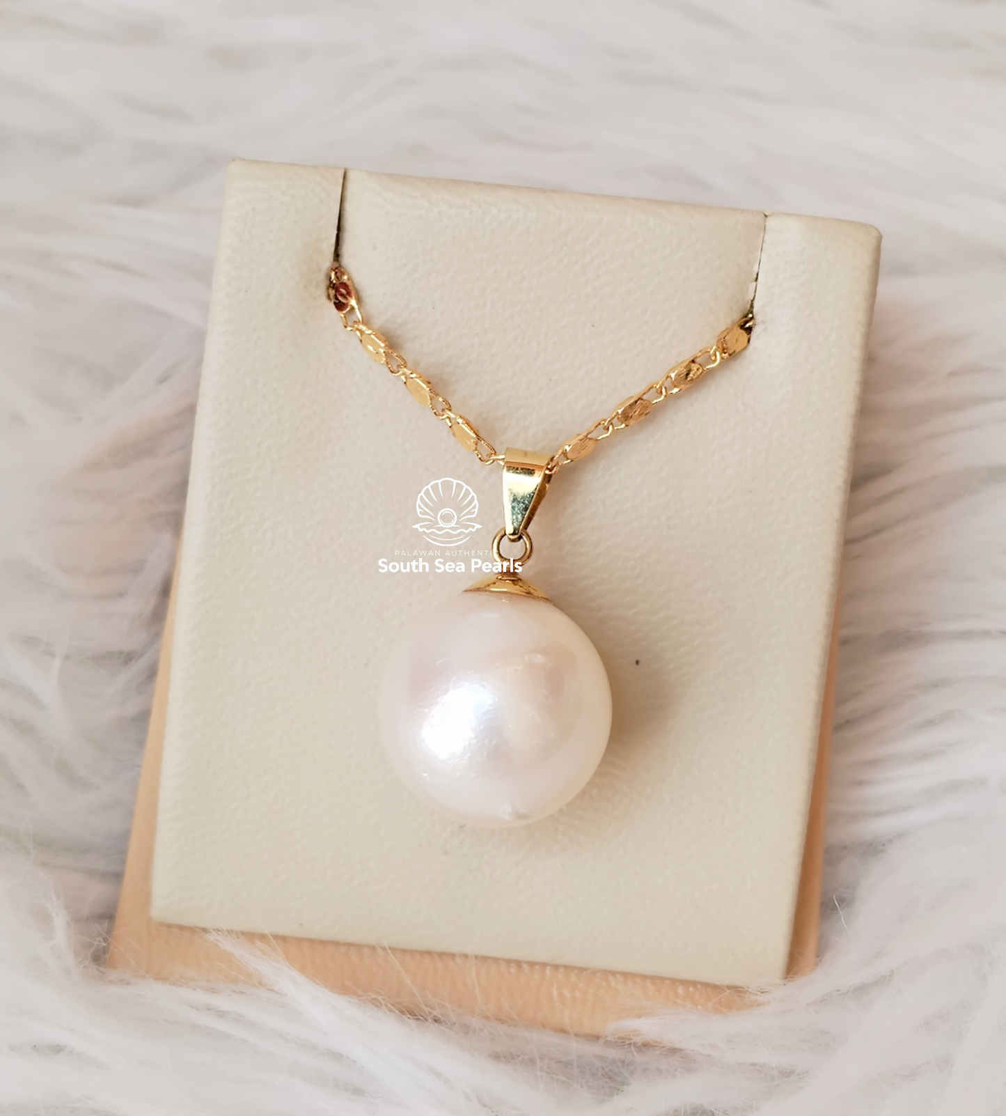 15.8mm Palawan Authentic White Color South Sea Pearl Pendant in 14k Real Gold Settings