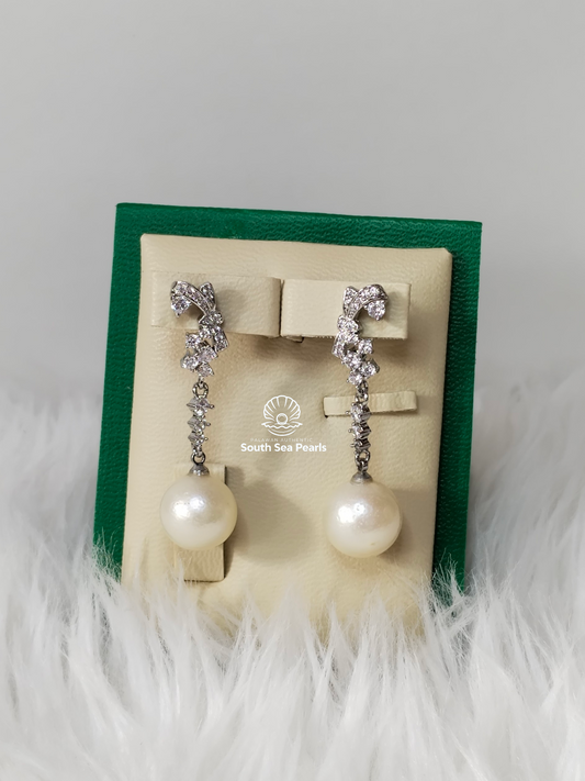 11.5 to 11.8mm Palawan Authentic White South Sea Pearl Set in 5 Micron Settings