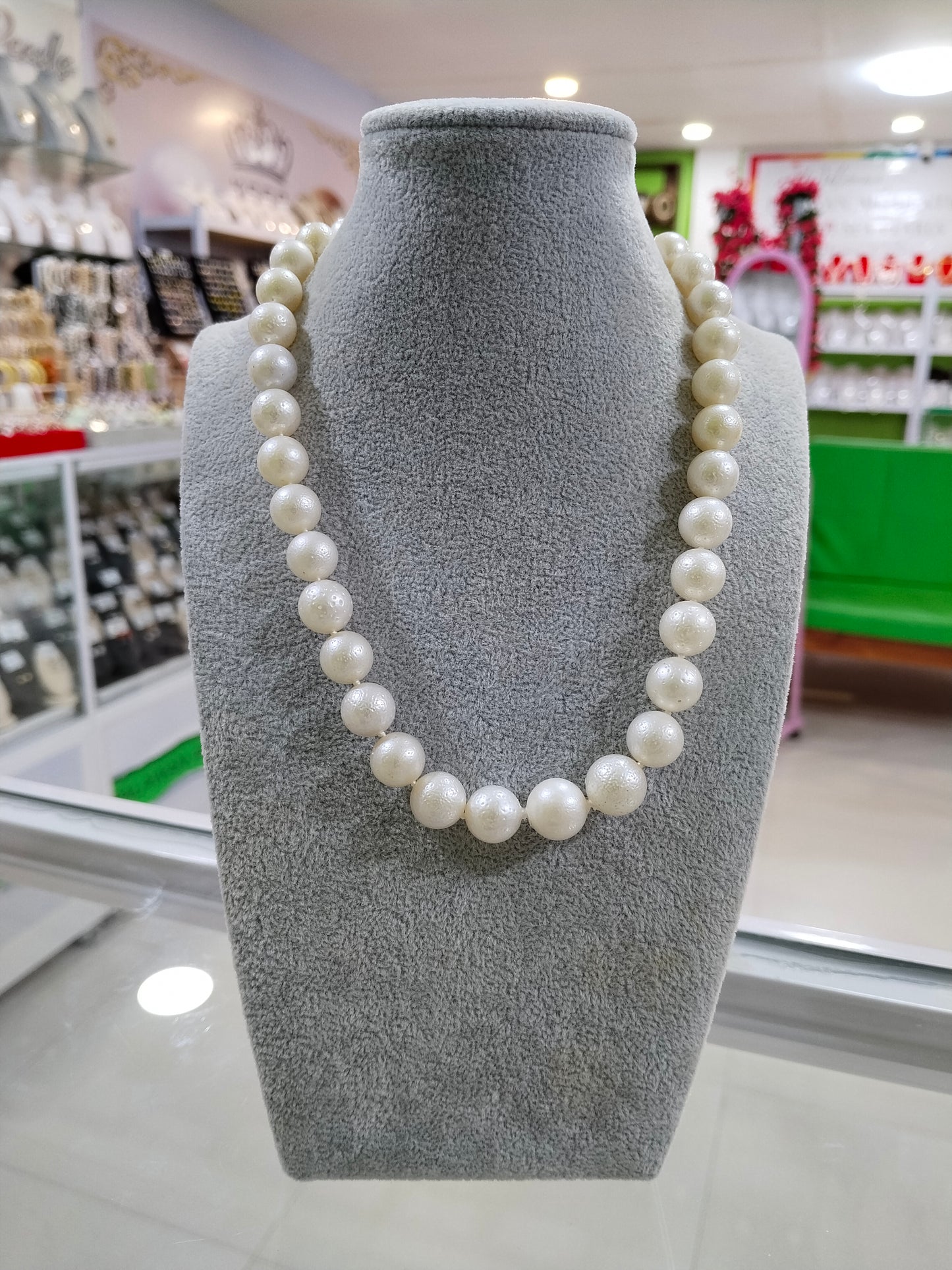 11mm to 13.6mm Authentic White South Sea Pearl Choker Necklace
