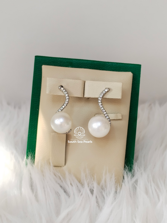 10.8 to 10.9mm Palawan Authentic White South Sea Pearl Set in 5 Micron Settings