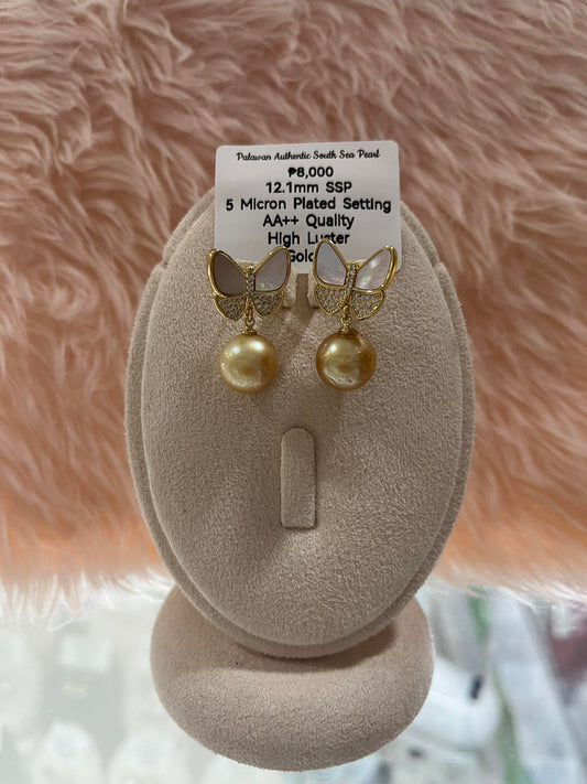 12.1mm Authentic Golden Color South Sea Pearl Set in 5 Micron Settings