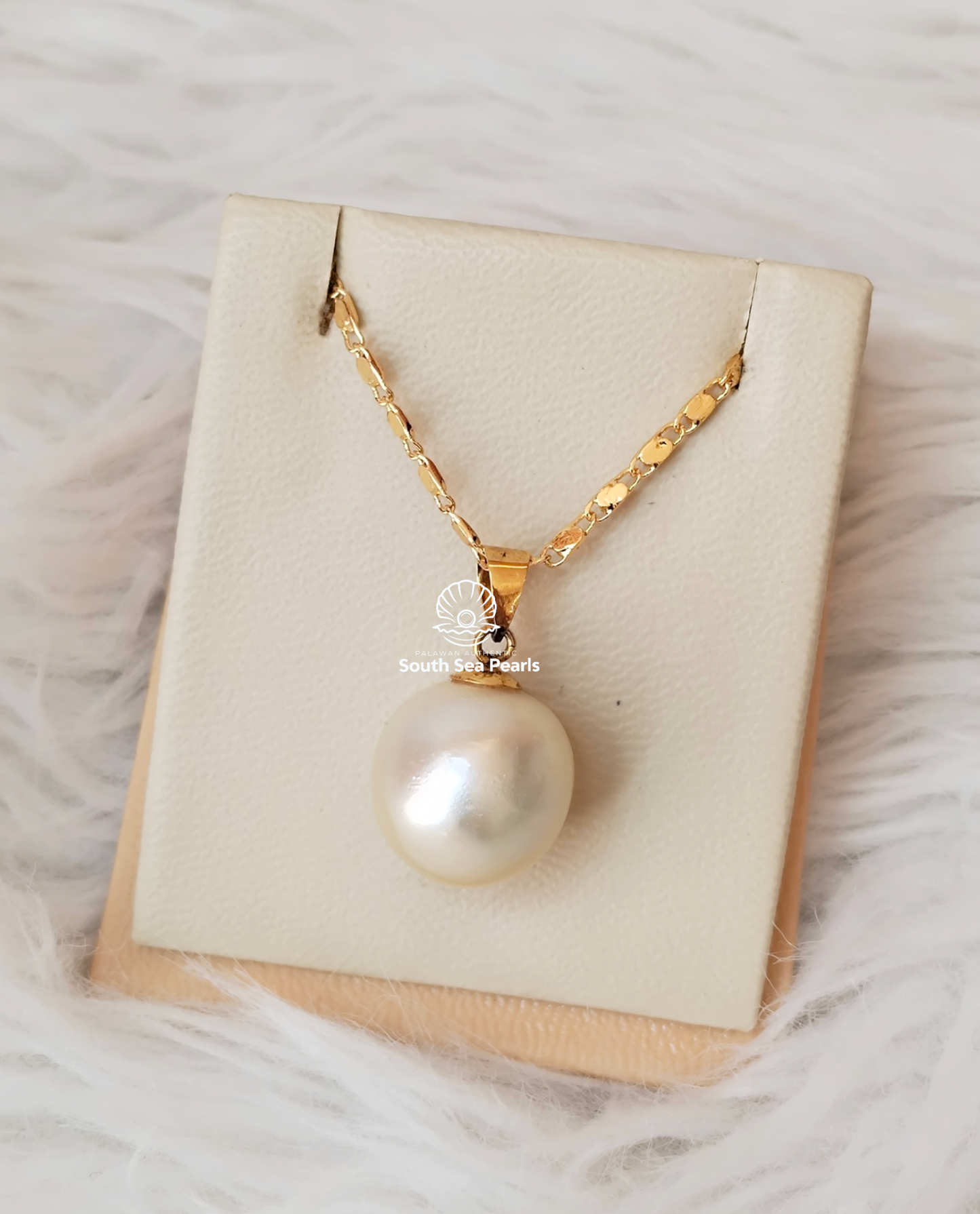14mm Palawan Authentic Creamy Champagne Color South Sea Pearl Pendant in 14k Real Gold Settings