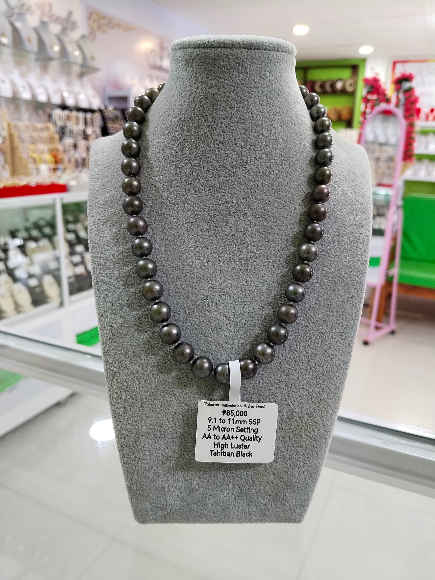 9.1mm to 11mm Authentic Tahitian Black Color South Sea Pearl Choker Necklace