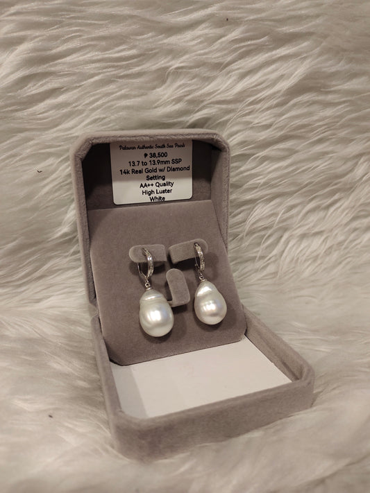 13.7mm to 13.9mm Authentic White South Sea Pearl  in 14k Real Gold with Diamond Settings