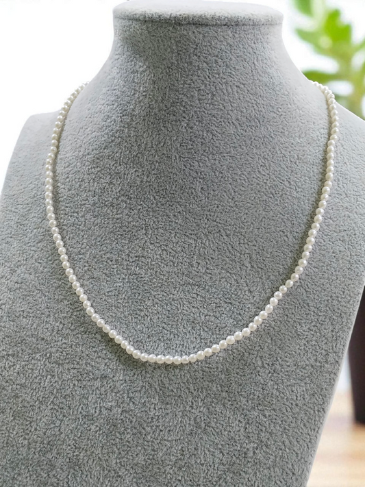 Akoya Necklace in 5 Micron Lock Settings