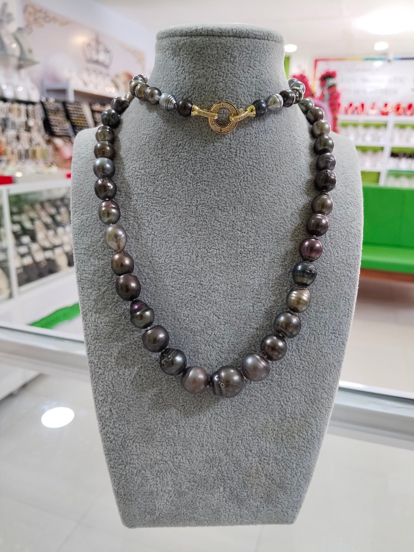 8mm to 15mm Authentic Tahitian Black Color South Sea Pearl Choker Necklace